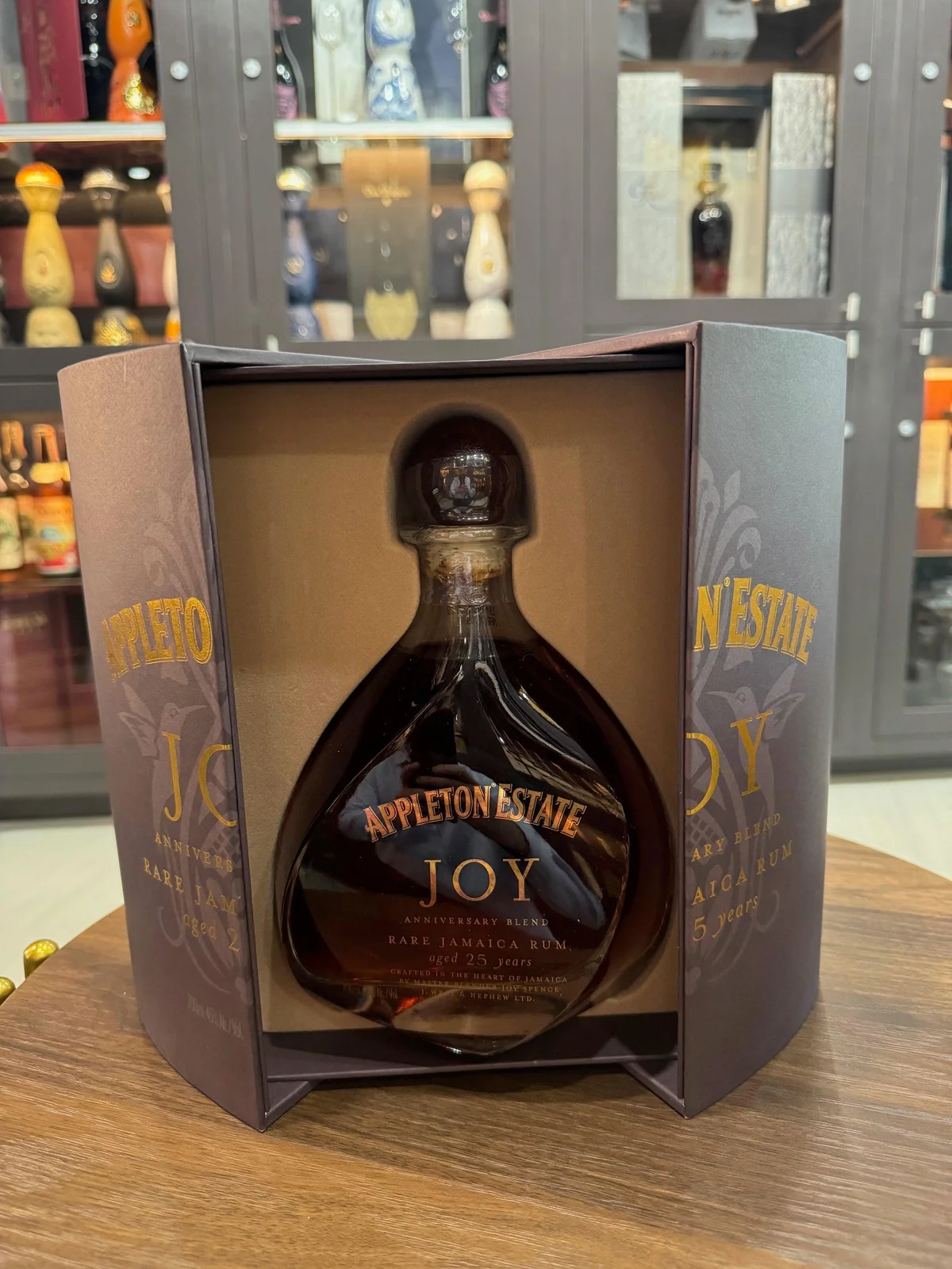Appletone Estate Joy 25 Year Old Anniversary Rum (700ml) — Appleton Estate