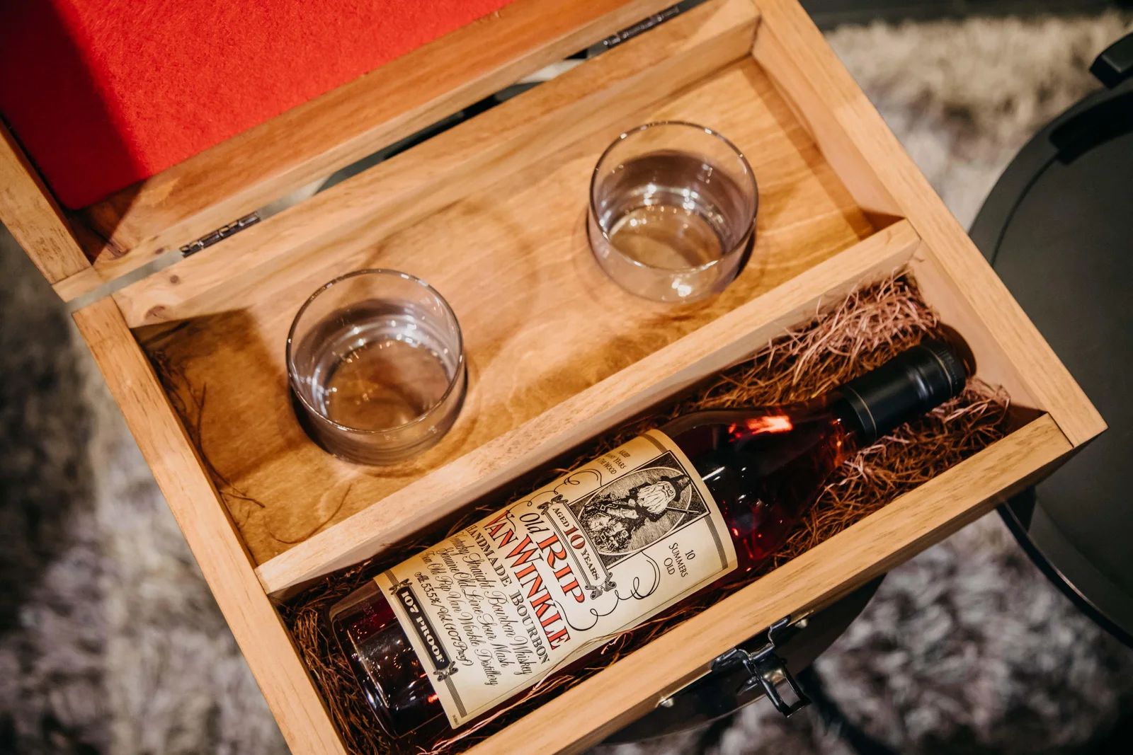 "Boss Man" Old Rip Van Winkle 10 Year Bourbon Handcrafted Gift Box — Van Winkle