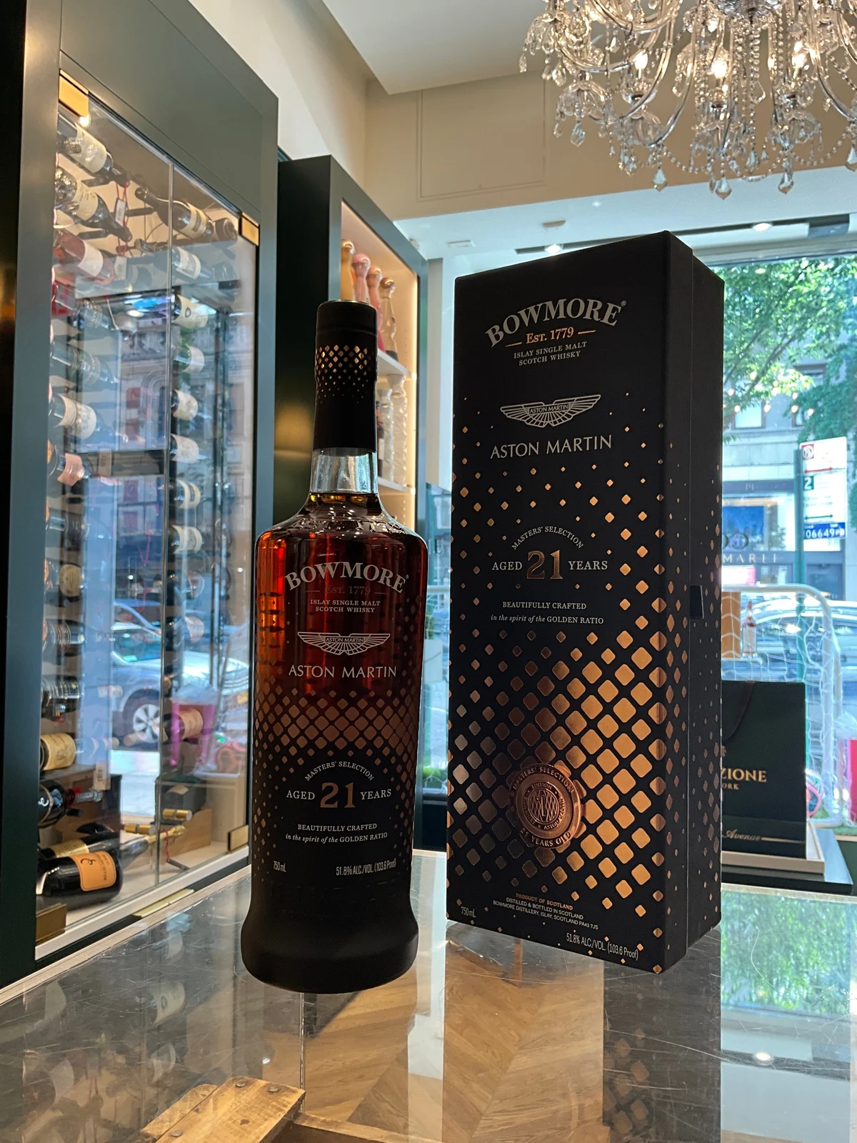 Bowmore 21yo Aston Martin 750ml 51.8%abv — Bowmore