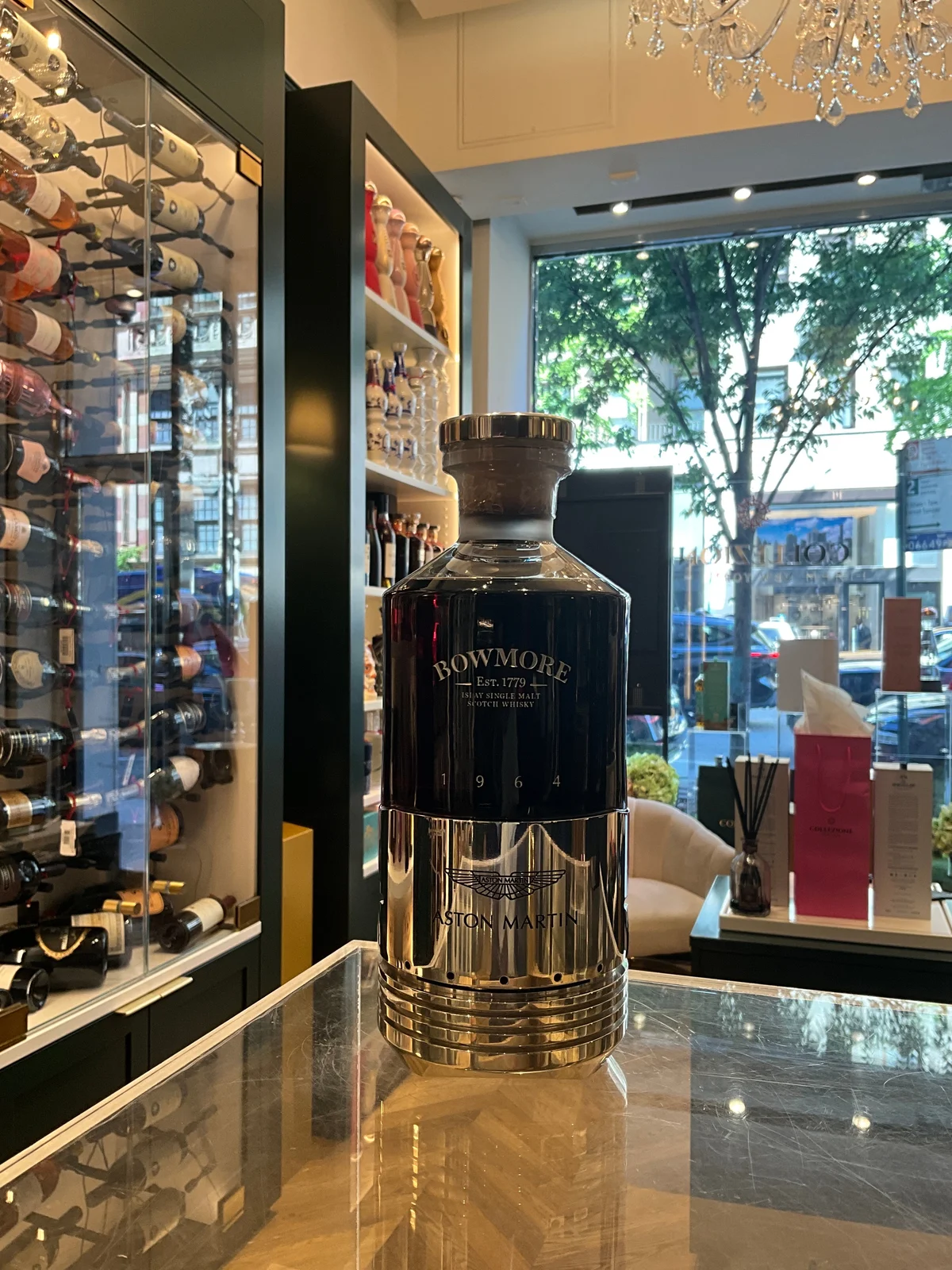 Bowmore Black 1964 Aston Martin DB5 Limited Edition 700ml 49.6%abv — Bowmore