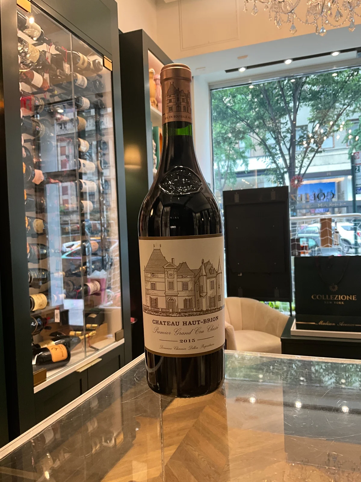 Chateau Haut-Brion 2015 750ml — Chateau Haut-Brion