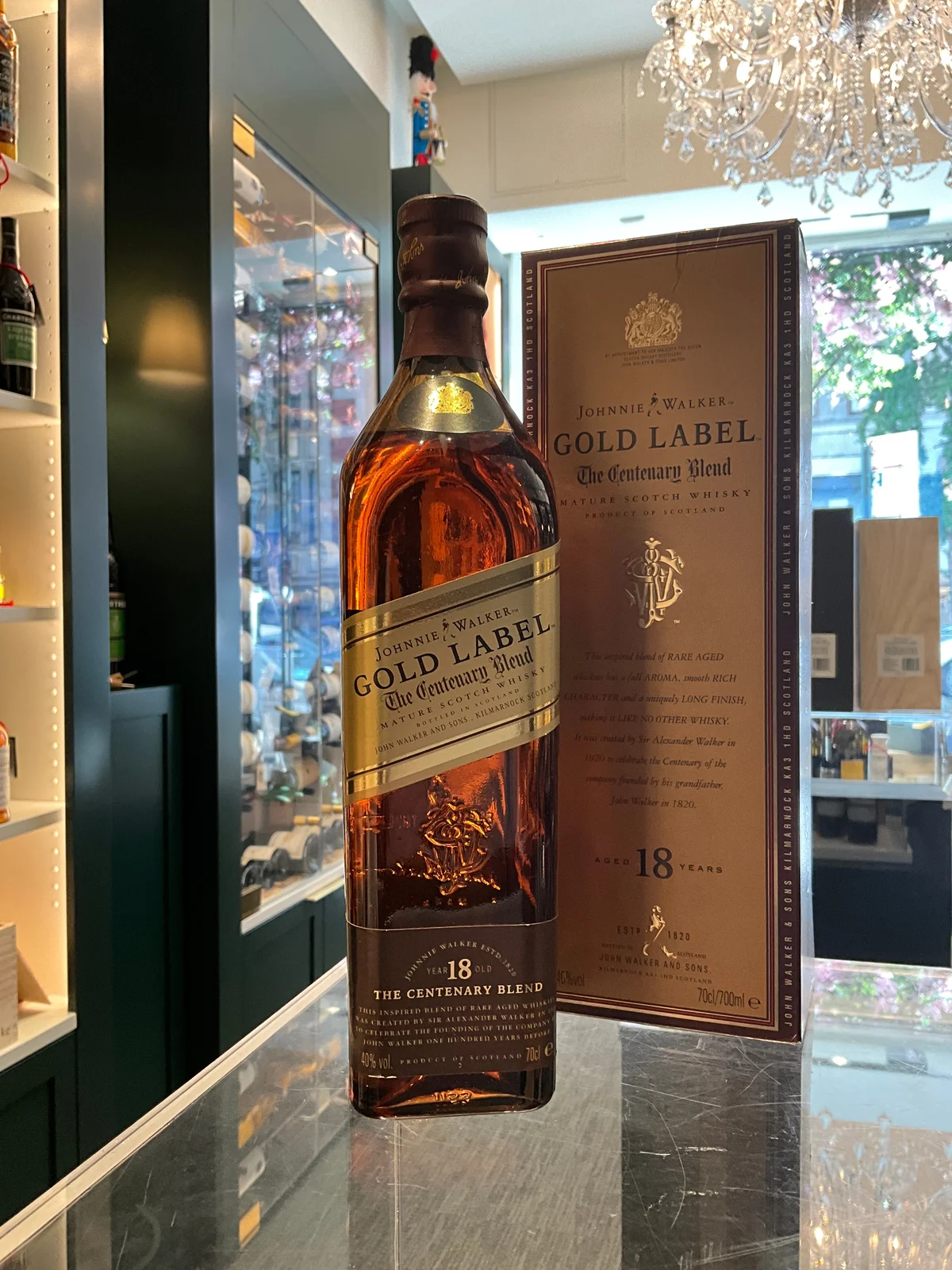 Johnnie Walker 18yo Gold Label The Centenary Blend "Old Release' 70cl 40%abv — Johnnie Walker