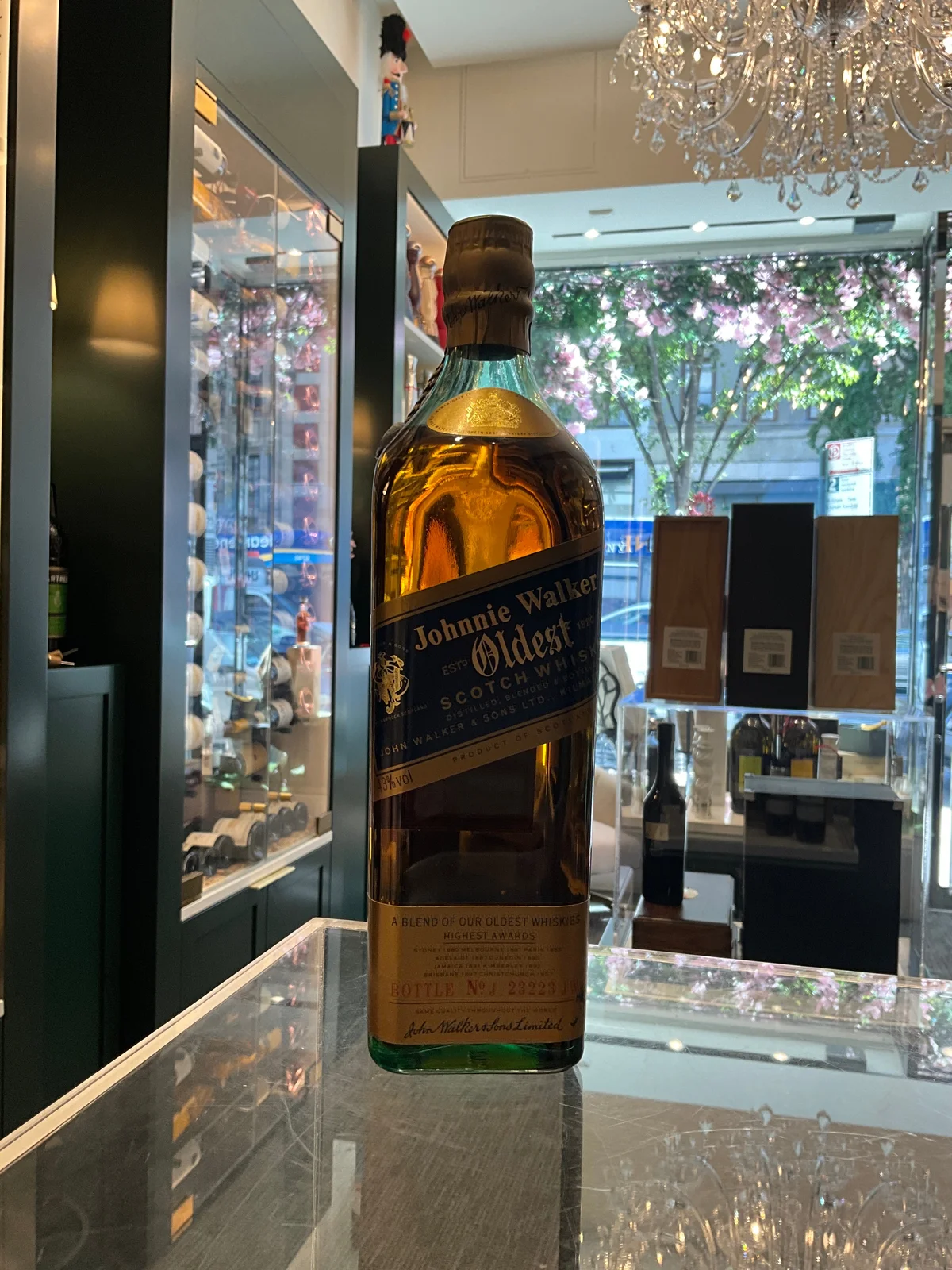 Johnnie Walker Oldest 1980s 75cl 43%abv — Johnnie Walker