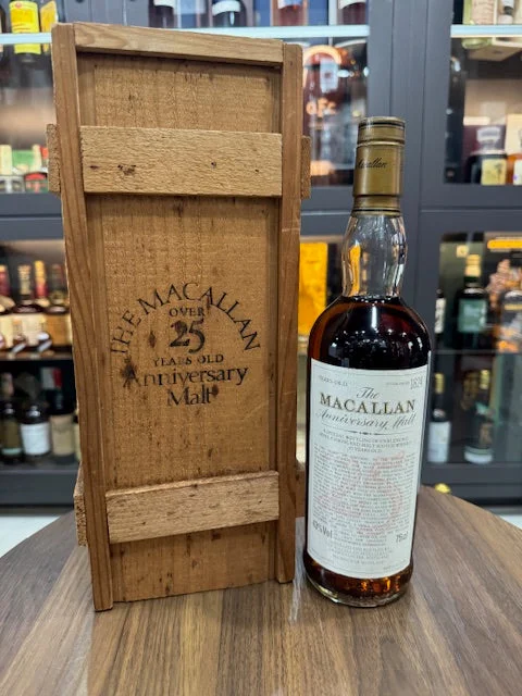 Macallan 1975 25 Year Old Anniversary — Macallan