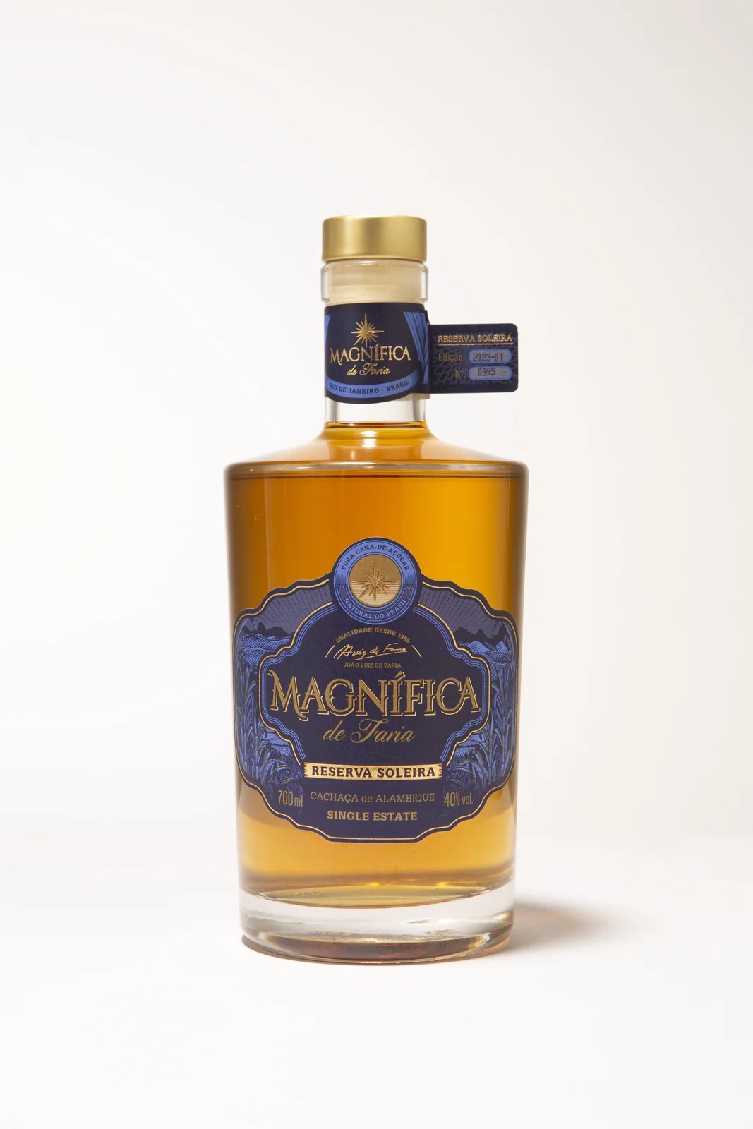 Magnifica Reserva Soleira Cachaca — Magnifica