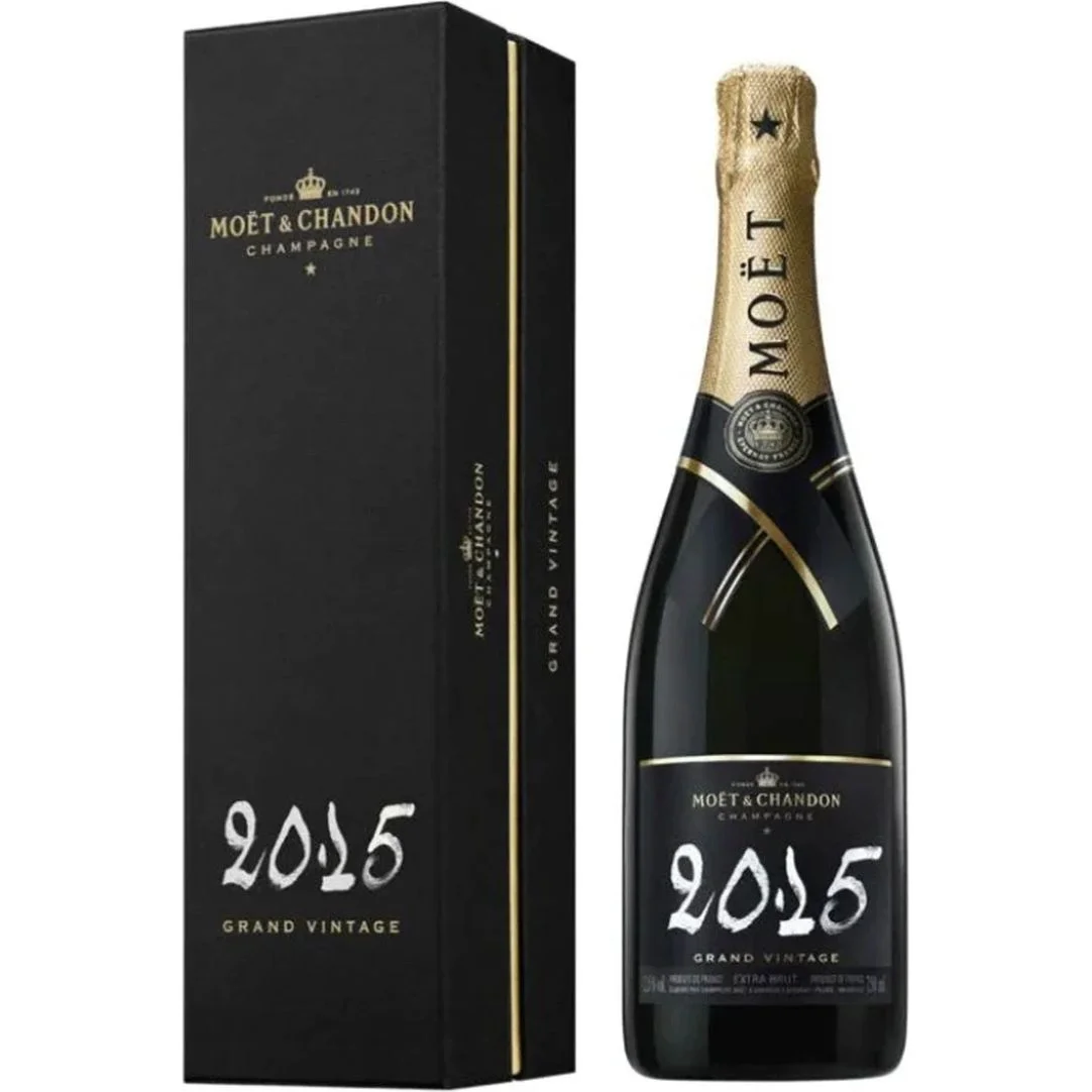 Moet & Chandon Champagne Extra Brut Grand Vintage Champagne 750 mL — Moet & Chandon