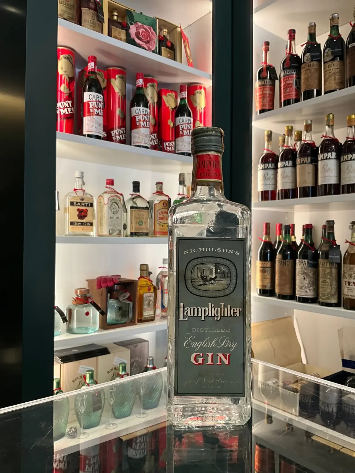 Nicholson's Lamplighter Gin 1960s 750ml 47%abv — Nicholson's