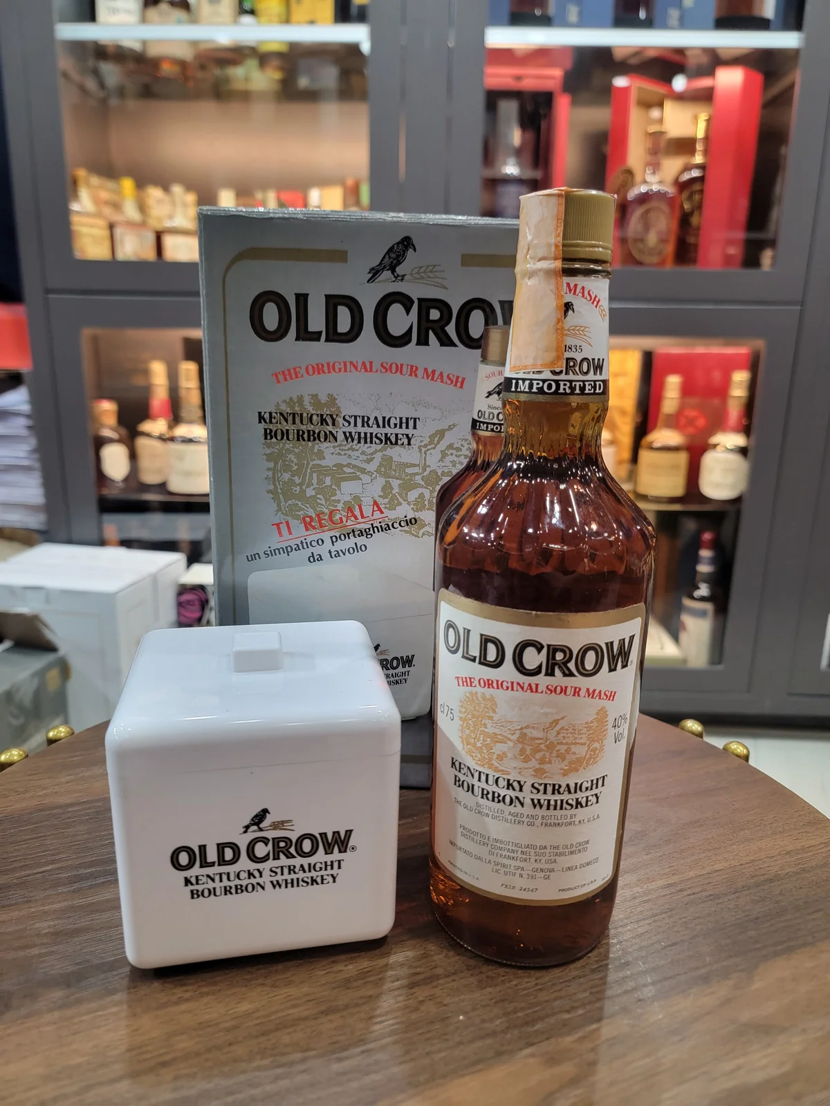 Old Crow Vintage Gift Set with Cooler - 1980s — Old Crow