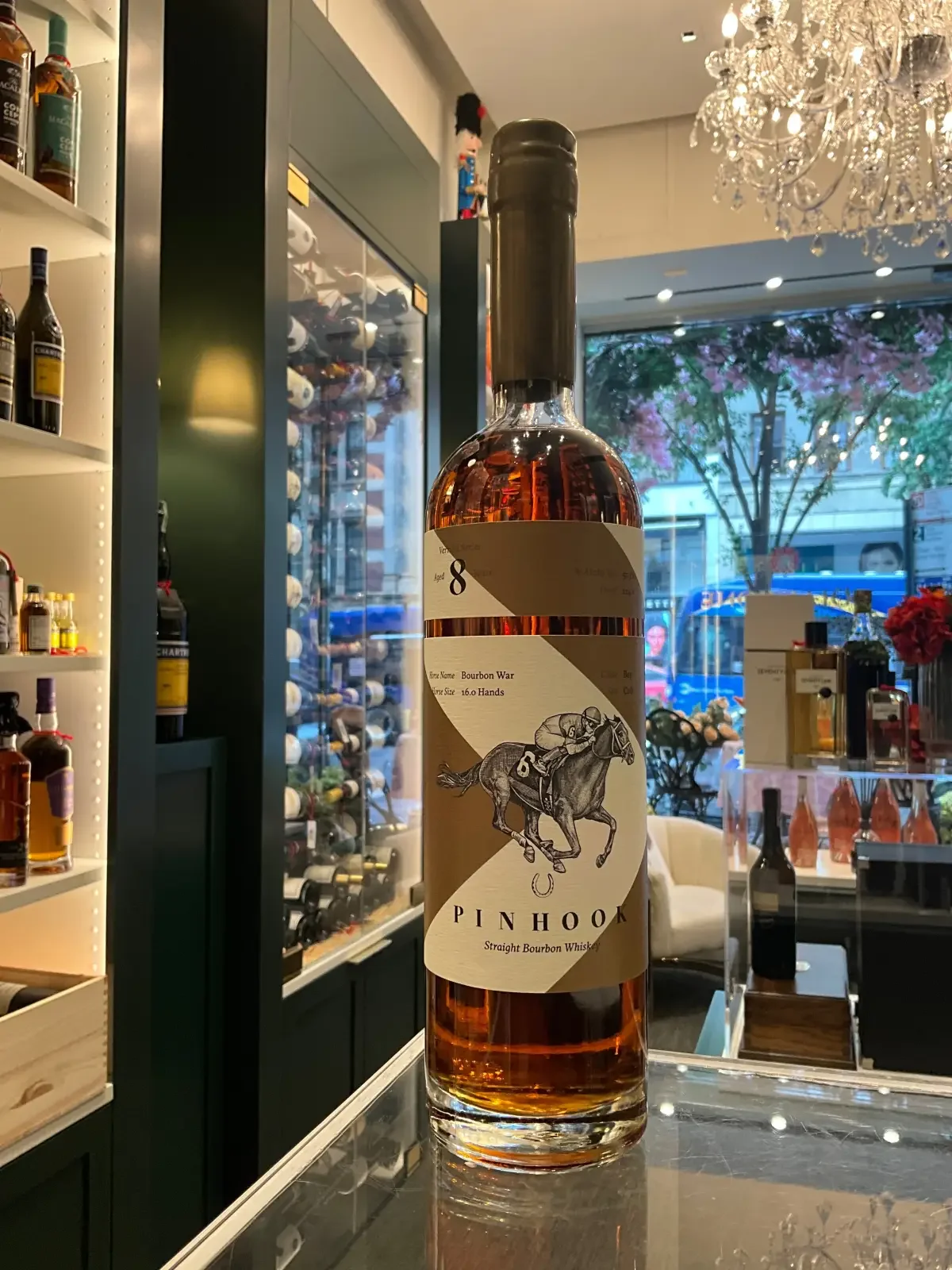 Pinhook Bourbon Whiskey 8 year Gold 750ml 57.3% — Pinhook