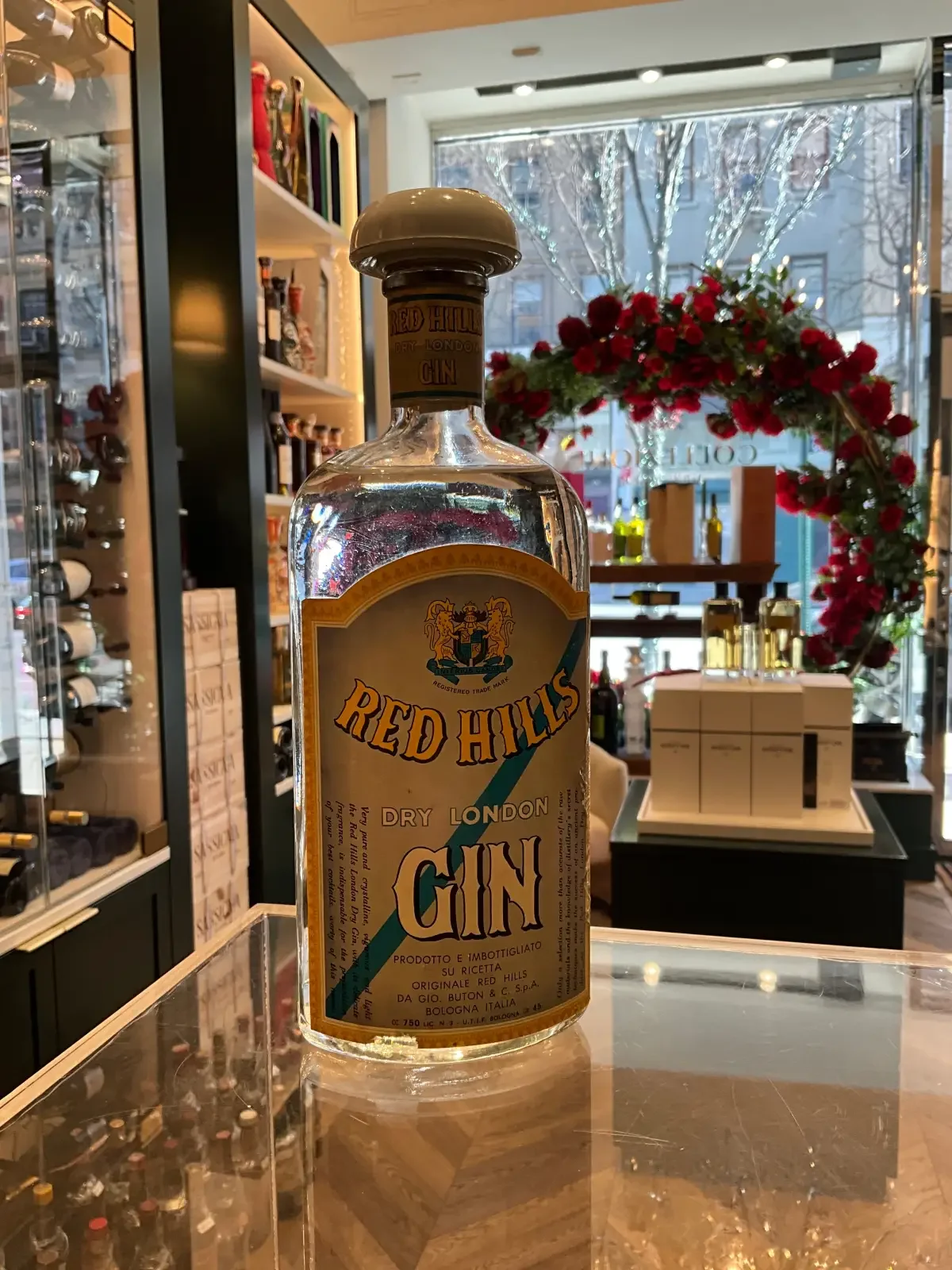 Red Hills Dry London Gin 1950s 75cl 45%abv — Red