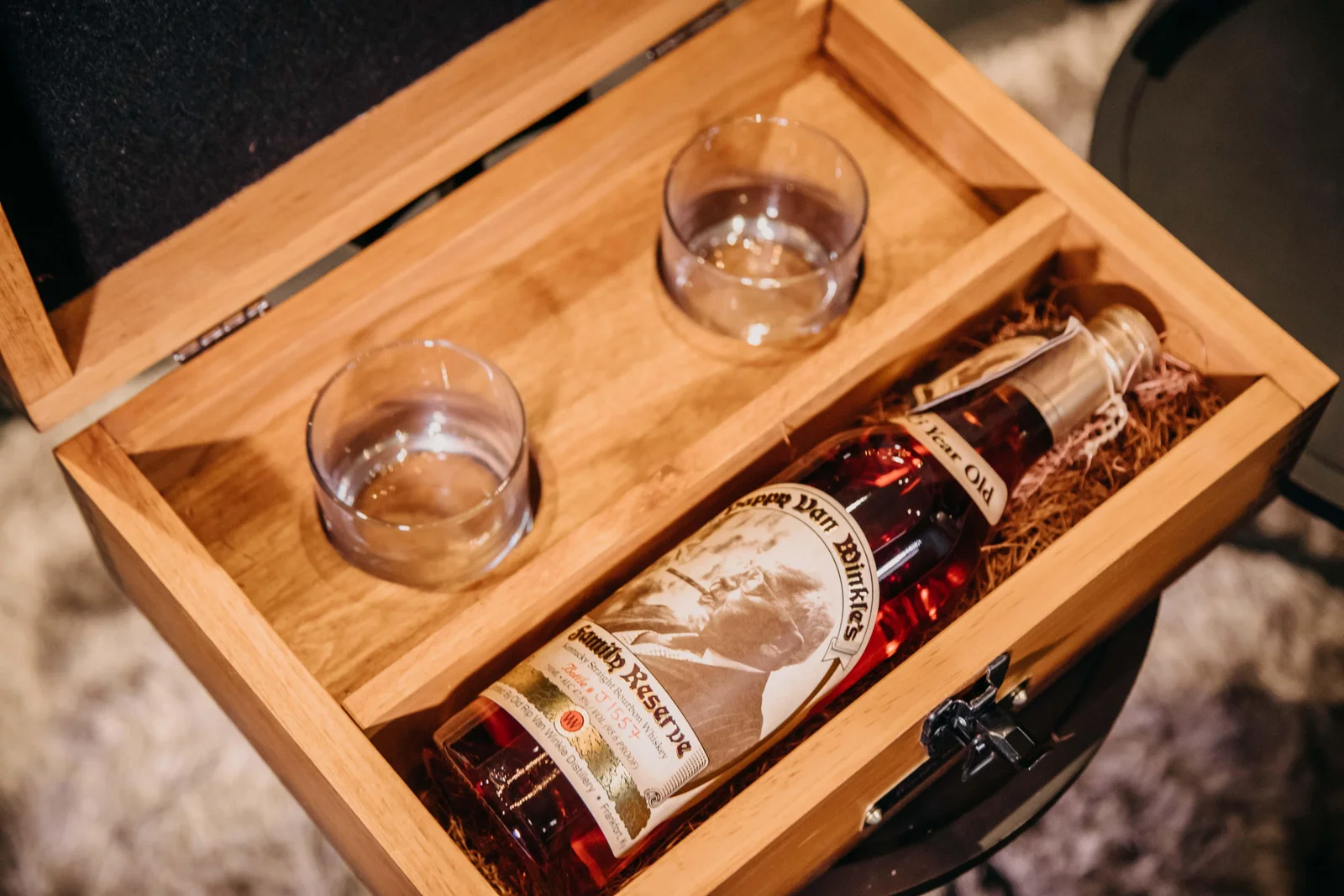 "World's Best Mom" Pappy Van Winkle 23 Year Bourbon Handcrafted Mother's Day Birthday Gift Box — Van Winkle