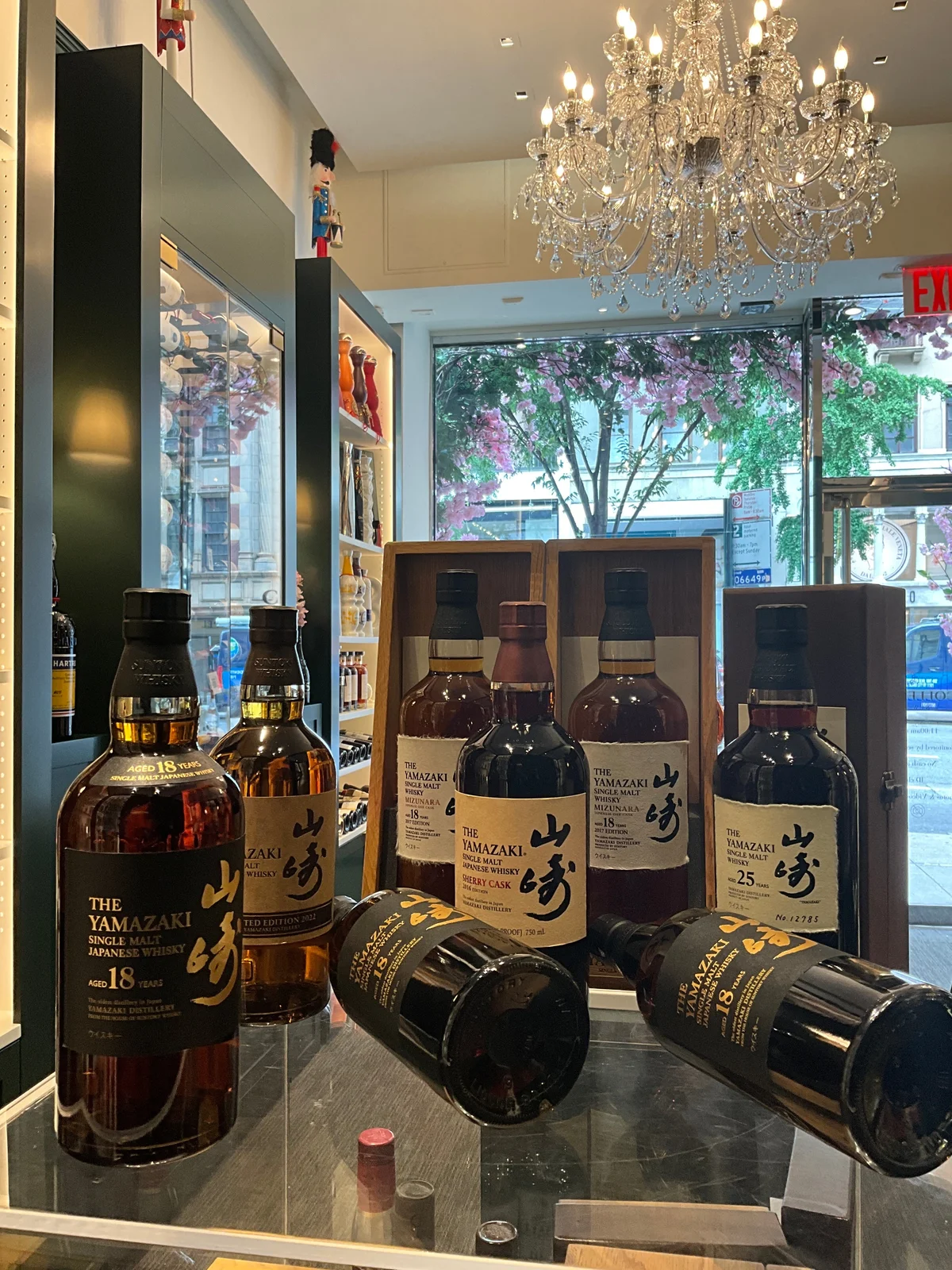 Yamazaki Japanese Whisky Enthusiast Collection 8 x 700ml — Yamazaki